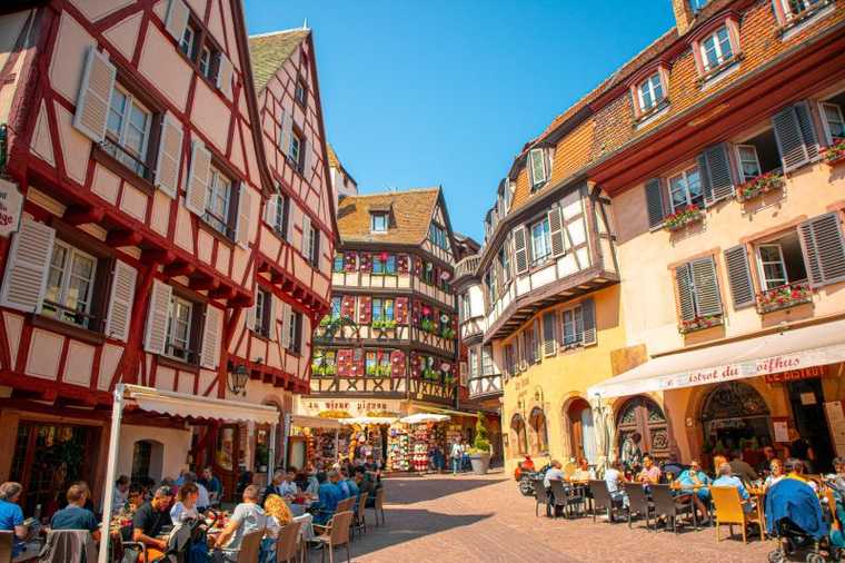 Photo d'une rue de Strasbourg par le photographe Chan Lee