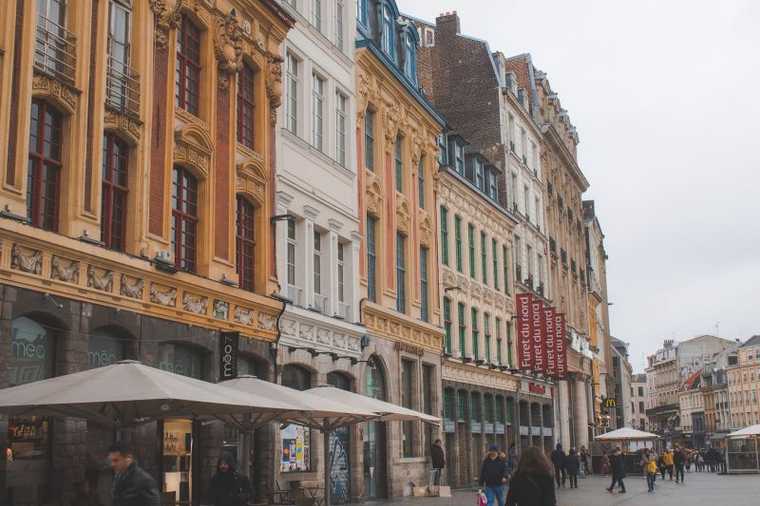 Photo d'une rue à Lille par la photographe Diane Picchiottino